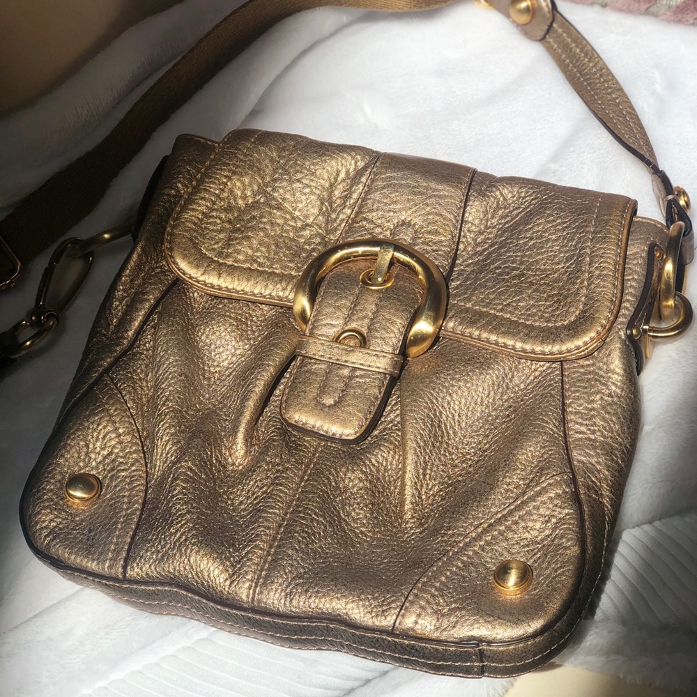 B. Makowsky Leather Croisbody Purse